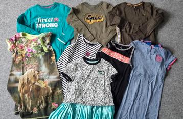 Kledingpakket 134/140 beschikbaar voor biedingen