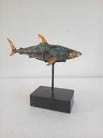 Brons sculpture van Hamerhaai op standaard. Brons kunst, Ophalen of Verzenden, Zo goed als nieuw