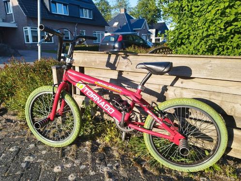 Royal Bugatti Tornado freestyle BMX, Fietsen en Brommers, Fietsen | Crossfietsen en BMX, Gebruikt, 20 tot 24 inch, Staal, V-brakes