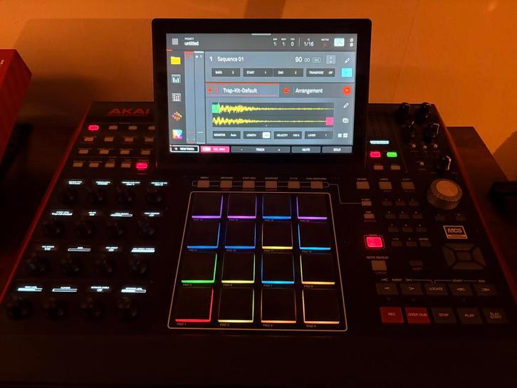 Akai MPC X - Professionele Sampler/Sequencer, Muziek en Instrumenten, Drumcomputers, Zo goed als nieuw, Ophalen of Verzenden