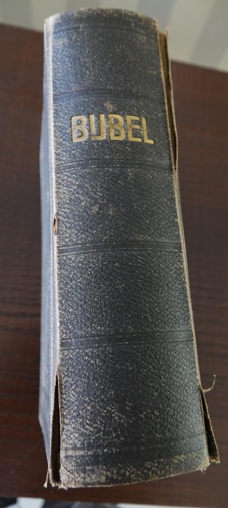 Oude en nieuwe testament bijbel, Antiek en Kunst, Antiek | Boeken en Bijbels, Ophalen