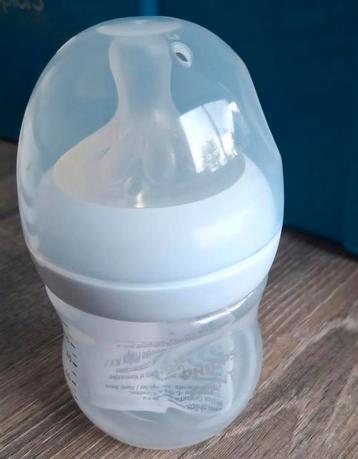 Nieuw avent flesje  beschikbaar voor biedingen