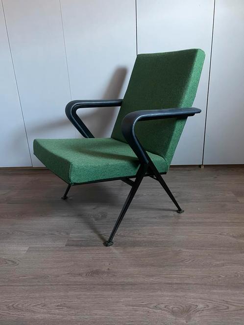 Friso Kramer – Repose fauteuil (Ahrend de Cirkel, ca. 1960), Huis en Inrichting, Fauteuils, Zo goed als nieuw, 50 tot 75 cm, 75 tot 100 cm