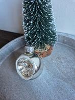 vintage kerstbal zilver deuk 418, Diversen, Kerst, *, Gebruikt, *, Ophalen of Verzenden