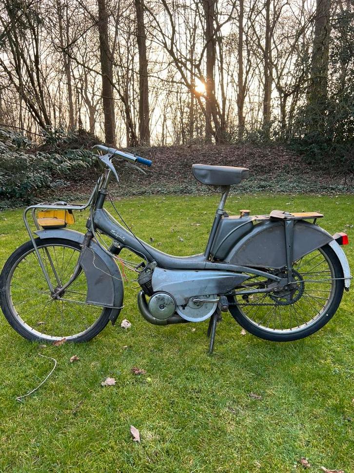 Mobylette AV44–grijs–met kenteken–originele staat, Fietsen en Brommers, Brommers | Overige merken, Gebruikt, Maximaal 45 km/u