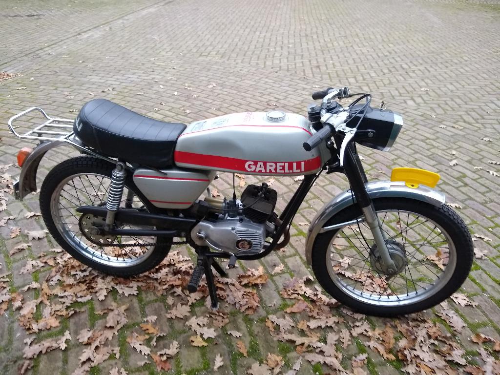 garelli bromfiets, zonder kenteken, Fietsen en Brommers, Brommers | Oldtimers, Ophalen, Maximaal 45 km/u, 4 versnellingen, Overige merken