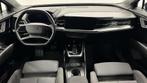 Audi Q4 e-tron 35 S edition 55 kWh CAMERA CARPLAY ADAPTIEF C, Auto's, Audi, Automaat, Gebruikt, Zwart, Blauw