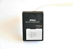 Nikon MH-24 battery charger incl. wereldstekker adapter, Ophalen of Verzenden, Gebruikt