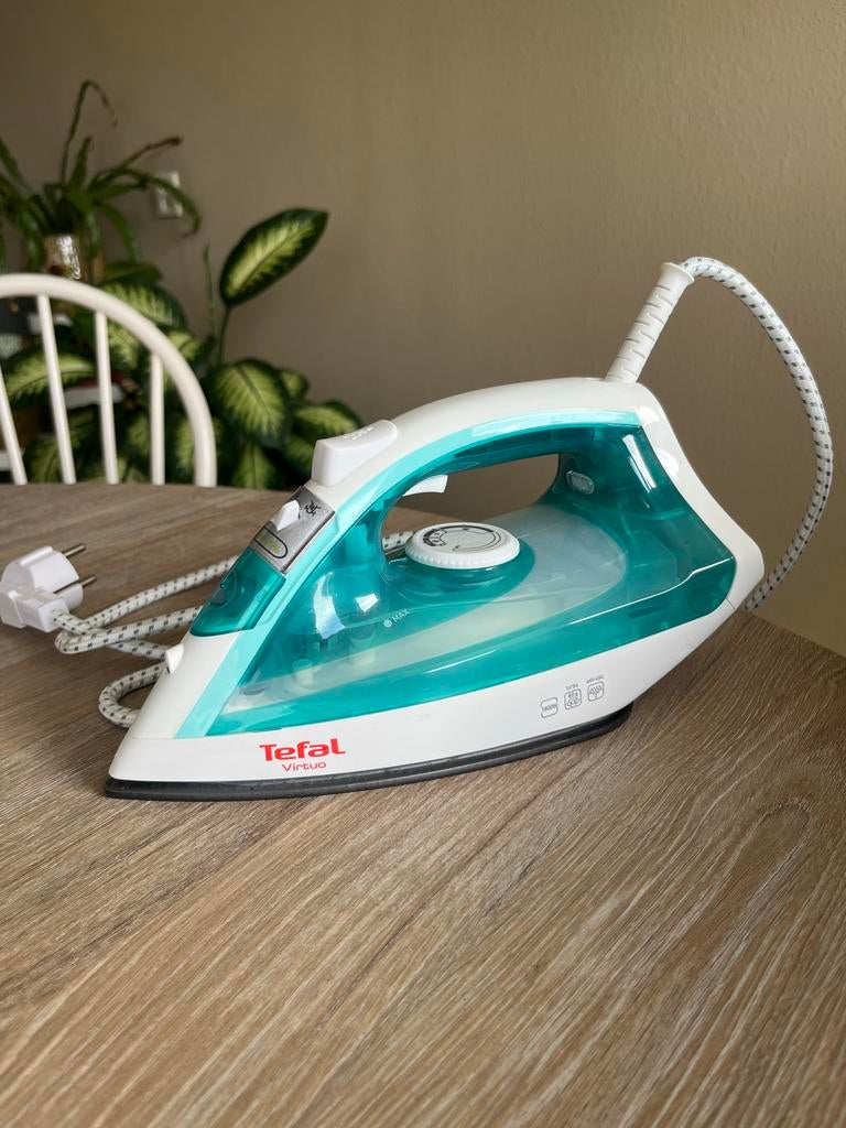 Tefal Virtuo Stoomstrijkijzer - Zo goed als nieuw, Witgoed en Apparatuur, Strijkijzers en Strijkplanken, Ophalen of Verzenden