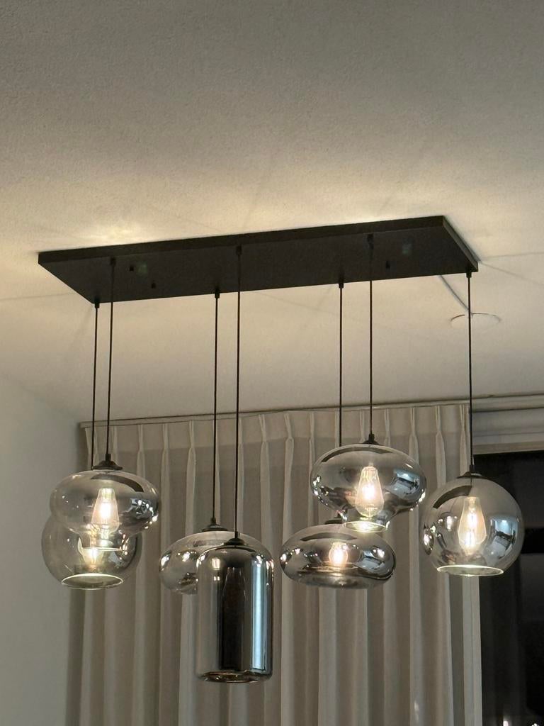 Moderne hanglampen voor eettafel en woonkamer, Ophalen of Verzenden, Zo goed als nieuw, Glas, 75 cm of meer