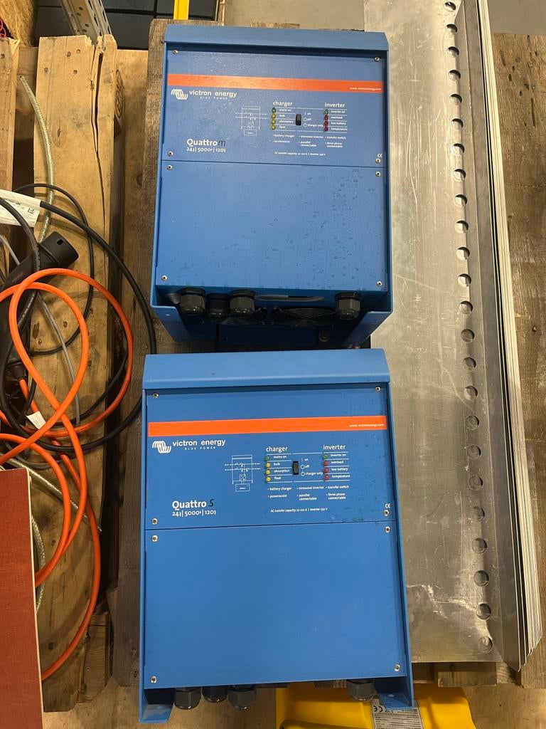 Victron Energy Quattro 24/5000/120-100/100 Omvormer/Lader, Ophalen, Gebruikt, Overige typen