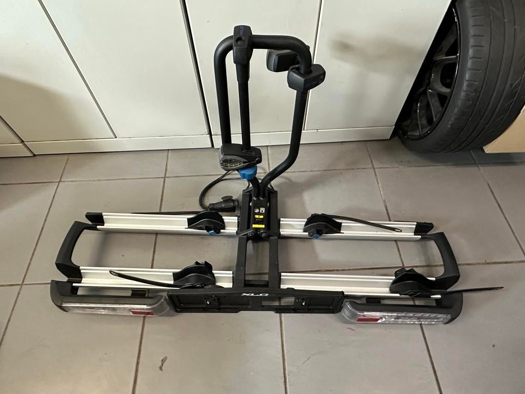 XLC, Ophalen, Zo goed als nieuw, 2 fietsen, Trekhaakdrager