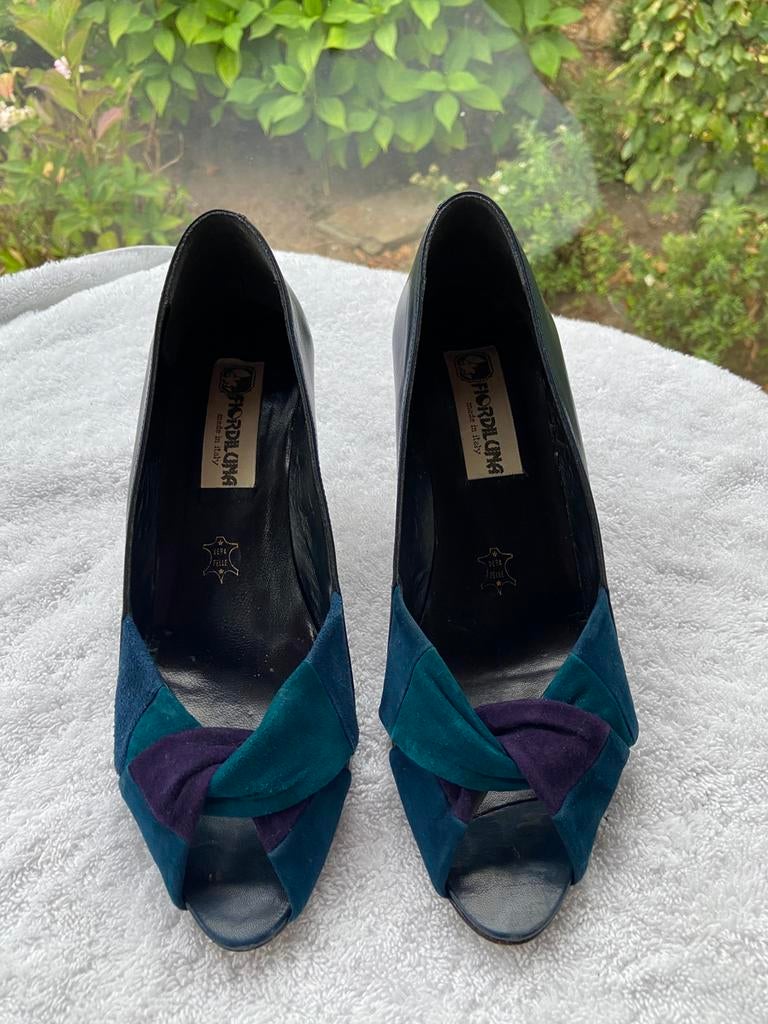 Dansschoen leer blauw paars pump Fiordill una italy 38, Blauw, Dansschoenen, Ophalen of Verzenden, Zo goed als nieuw
