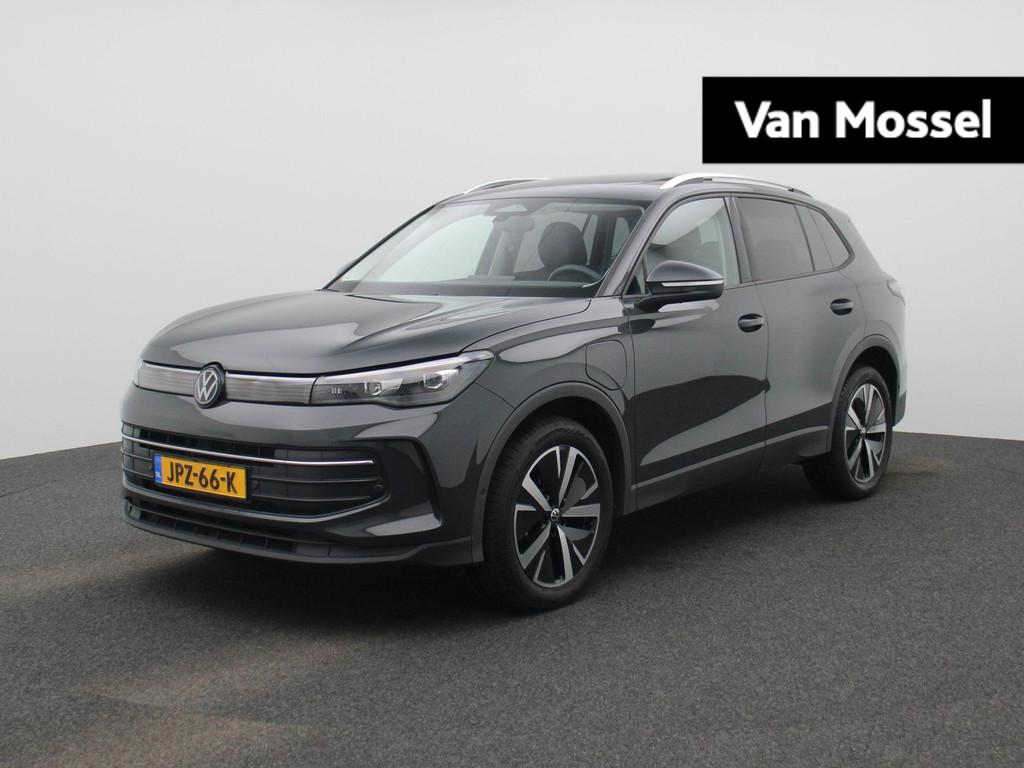 Volkswagen Tiguan 1.5 eHybrid Life Edition 204 PK | Panorama, Stof, Euro 6, 150 min, 71 km/l