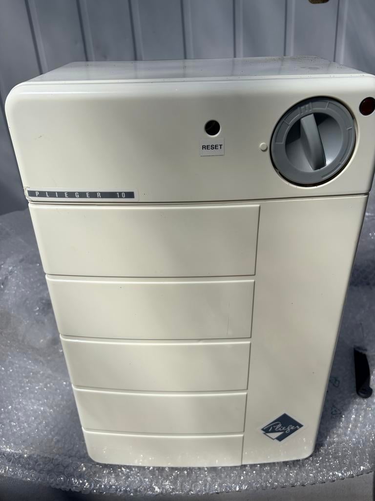 Plieger keukenboiler 10 liter - Goed uitziend, Ophalen of Verzenden, Gebruikt