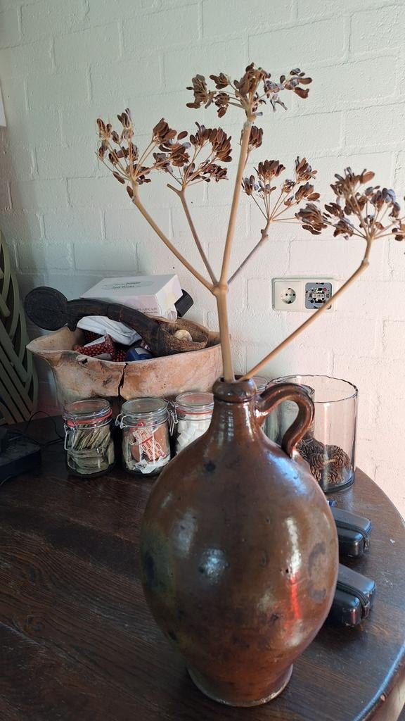 Stenen kruik, Huis en Inrichting, Woonaccessoires | Vazen, Ophalen, Overige kleuren, Steen, Minder dan 50 cm