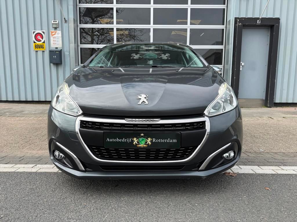 Peugeot 208 1.2 PureTech Urban Soul 5-DRS ECC/AIRCO/PDC/NAVI, Stof, Gebruikt, 1199 cc, 82 pk