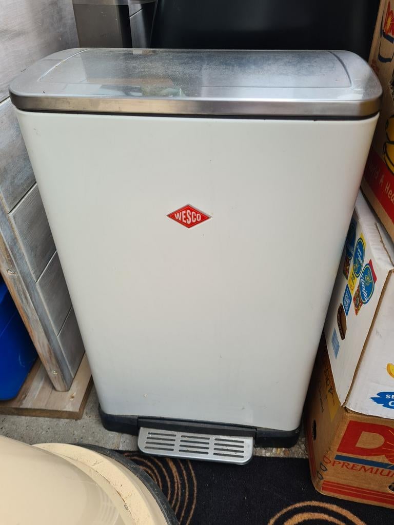 WESCO Big Double Boy creme/wit, Ophalen, Kunststof, Met pedaal, 50 tot 75 cm