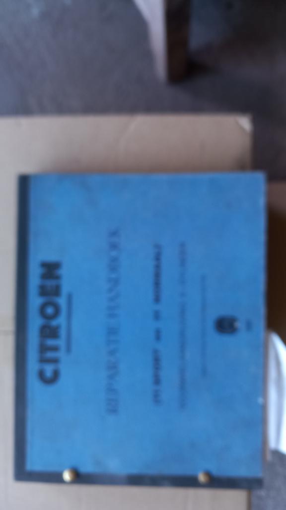 reparatiehandboek Citroën TA en boek over Andre Citroën, Ophalen of Verzenden