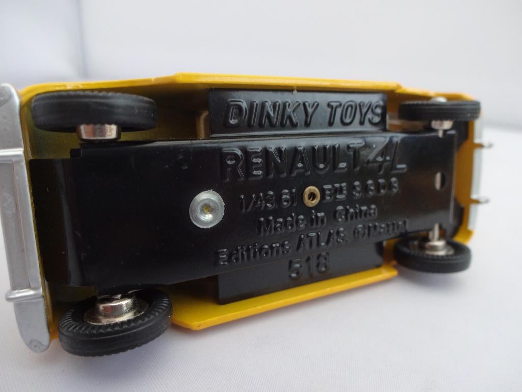 Coffret Dinky Atlas - Renault 4 De Légende - N°518 Renault 4 Pompiers - Échelle 1:43 - NEUF