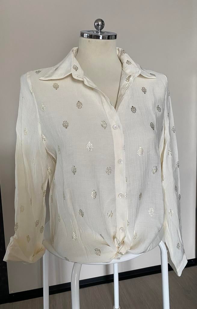 Mooie wat langere blouse van Unika maat S, Kleding | Dames, Verzenden, Zo goed als nieuw, Maat 36 (S), Beige