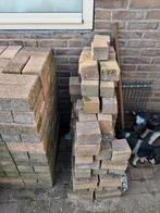 Gratis af te halen: 520 klinkers (20x10x8 cm) in Hattem, Ophalen, Gebruikt, Beton, Klinkers