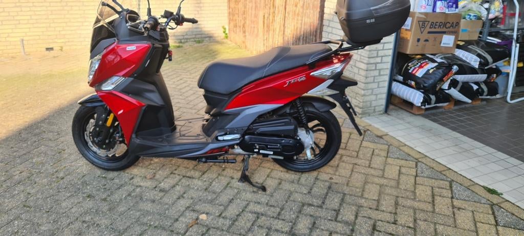Metallic rode scooter SYM Jet 14, Ophalen, Zo goed als nieuw, Benzine