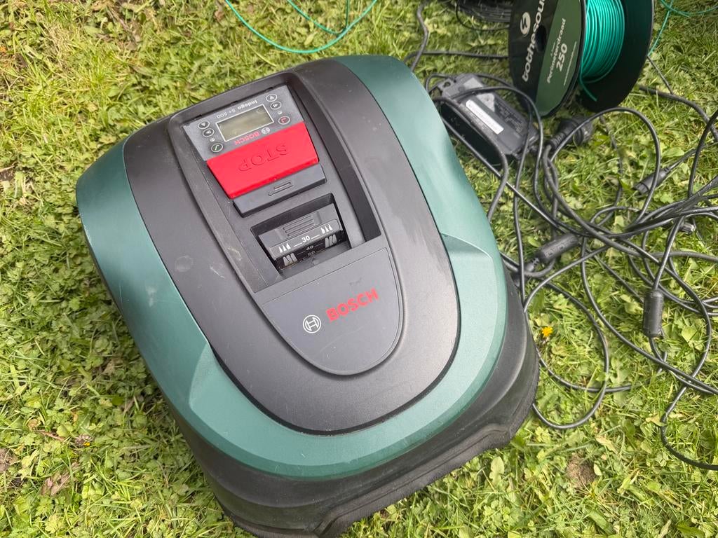 Bosch Indego S500 + robotmaaier, Ophalen of Verzenden, Zo goed als nieuw, 20 tot 25 cm, Bestuurbaar via app