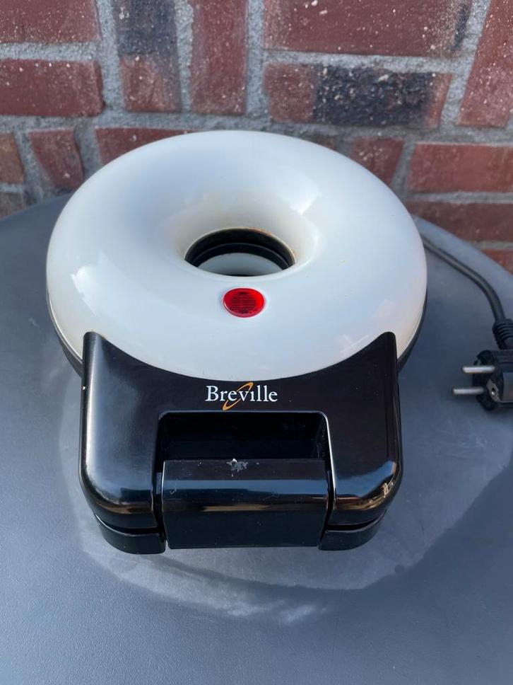 Breville Donut Wizard Donutmaker - Maak zelf donuts!, Witgoed en Apparatuur, Wafelijzers, Gebruikt, Ophalen of Verzenden