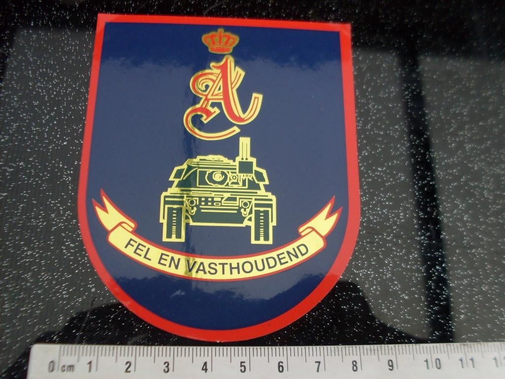 sticker tankbataljon A 1ste divisie logo embleem wapen leger, Verzenden, Zo goed als nieuw, Bedrijf of Vereniging