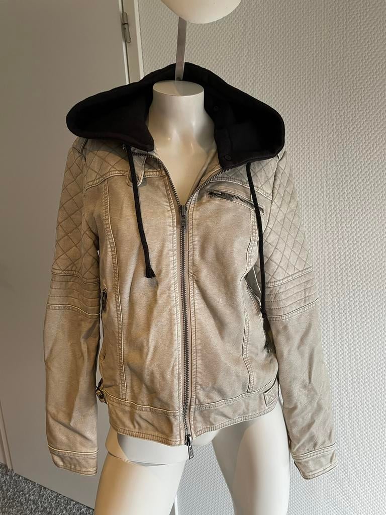 Fb sister jasje met capuchon maat l, Kleding | Dames, Jassen | Zomer, Ophalen of Verzenden, Zo goed als nieuw, Maat 38/40 (M)