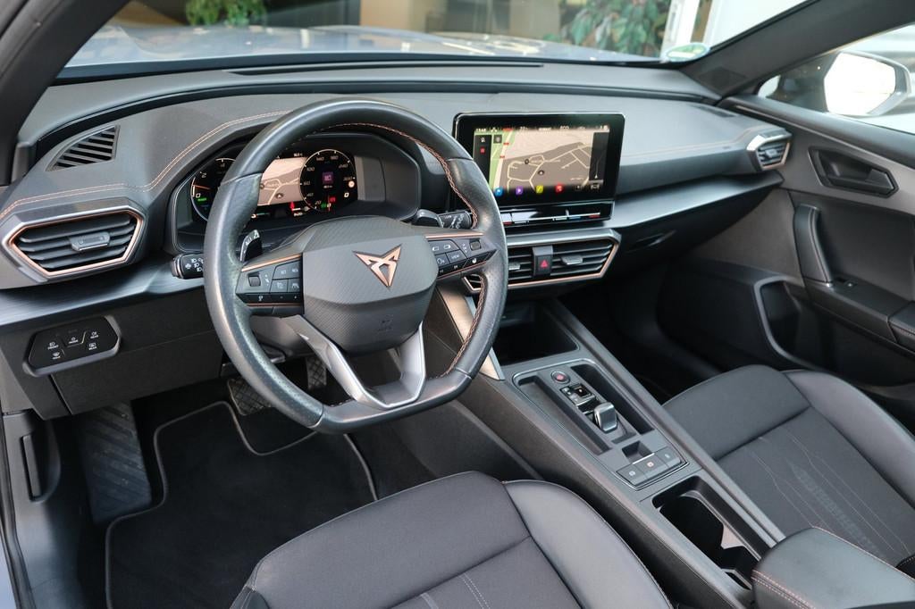 CUPRA Formentor 1.4 e-Hybrid 204PK Pano Led Navi ACC Elektr, Auto's, Cupra, 77 km/l, Gebruikt, 4 cilinders, Formentor