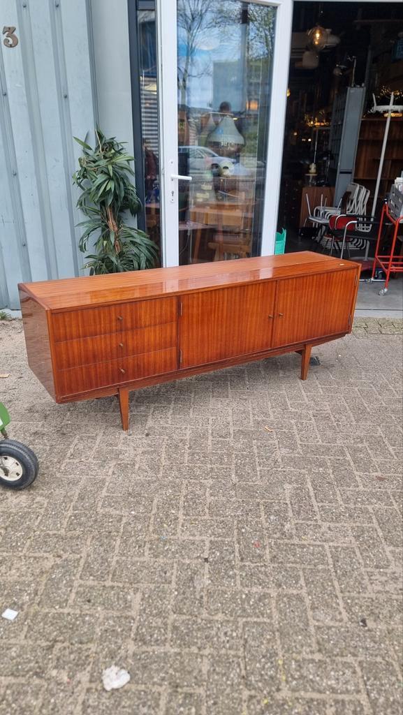 Vintage dressoir jaren 60 180cm lang, Huis en Inrichting, Kasten | Dressoirs, 25 tot 50 cm, Ophalen of Verzenden