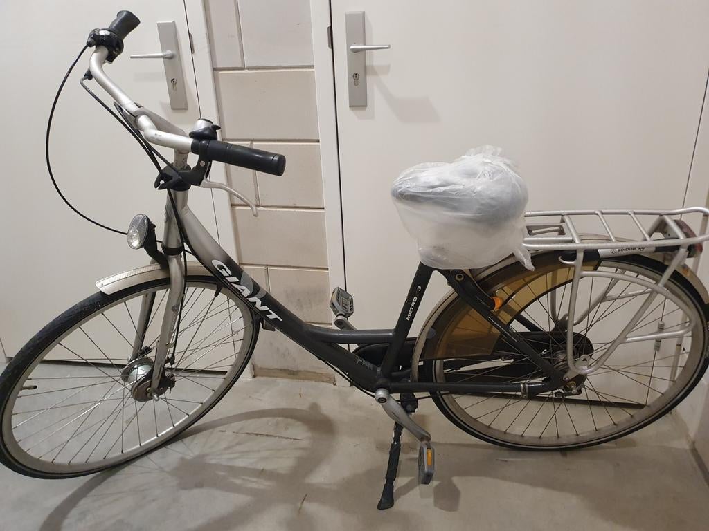 Giant damesfiets Metro 3, Fietsen en Brommers, Fietsen | Dames | Damesfietsen, Ophalen