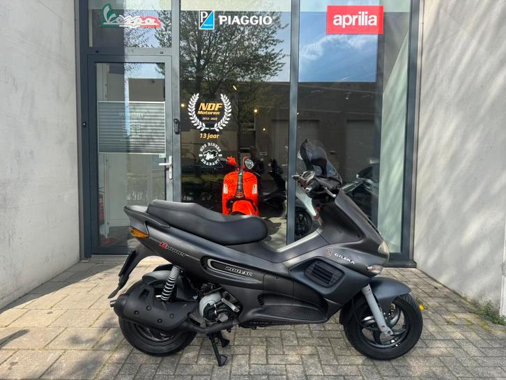 Gilera runner 200cc vxr nieuwstaat!!, Motoren, Motoren | Piaggio, Particulier, Scooter, Ophalen of Verzenden