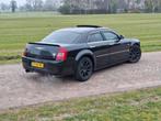 300c 5.7 hemi 412pk! Kanon. Nieuwe APK, Achterwielaandrijving, 5691 cc, Zwart, Leder