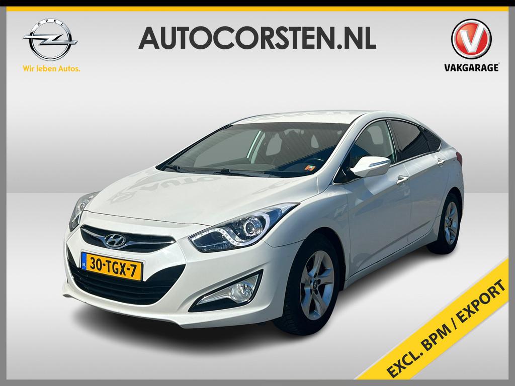 Hyundai i40 1.6 GDI Camera Navi Trekhaak Keyless Ecc Bluetoo, Auto's, Hyundai, Voorwielaandrijving, Euro 5, Zwart, 4 cilinders