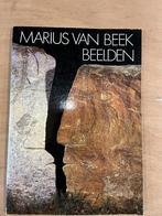 boek: Beelden, Marius	van Beek, Boeken, Ophalen of Verzenden, Zo goed als nieuw, Beeldhouwkunst, Marius van Beek