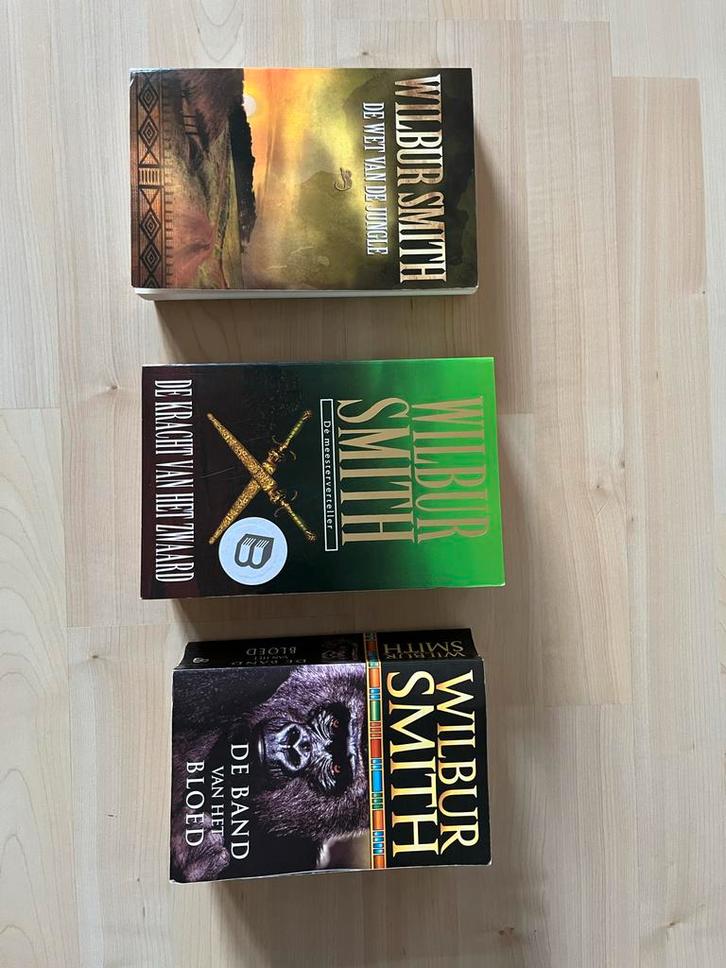Wilbur Smith - De Courtney trilogie (3 delen), Boeken, Romans, Gelezen, Nederland, Ophalen of Verzenden