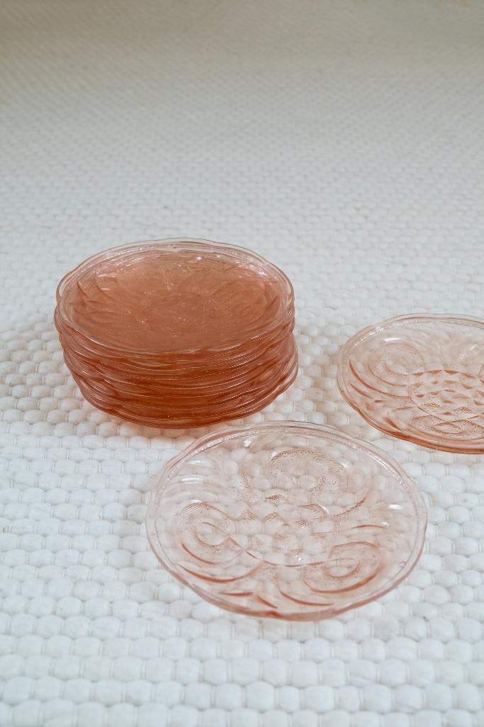 Art Deco roze rosaline persglas gebaksbordjes vintage - 10, Antiek en Kunst, Antiek | Glas en Kristal, Ophalen of Verzenden