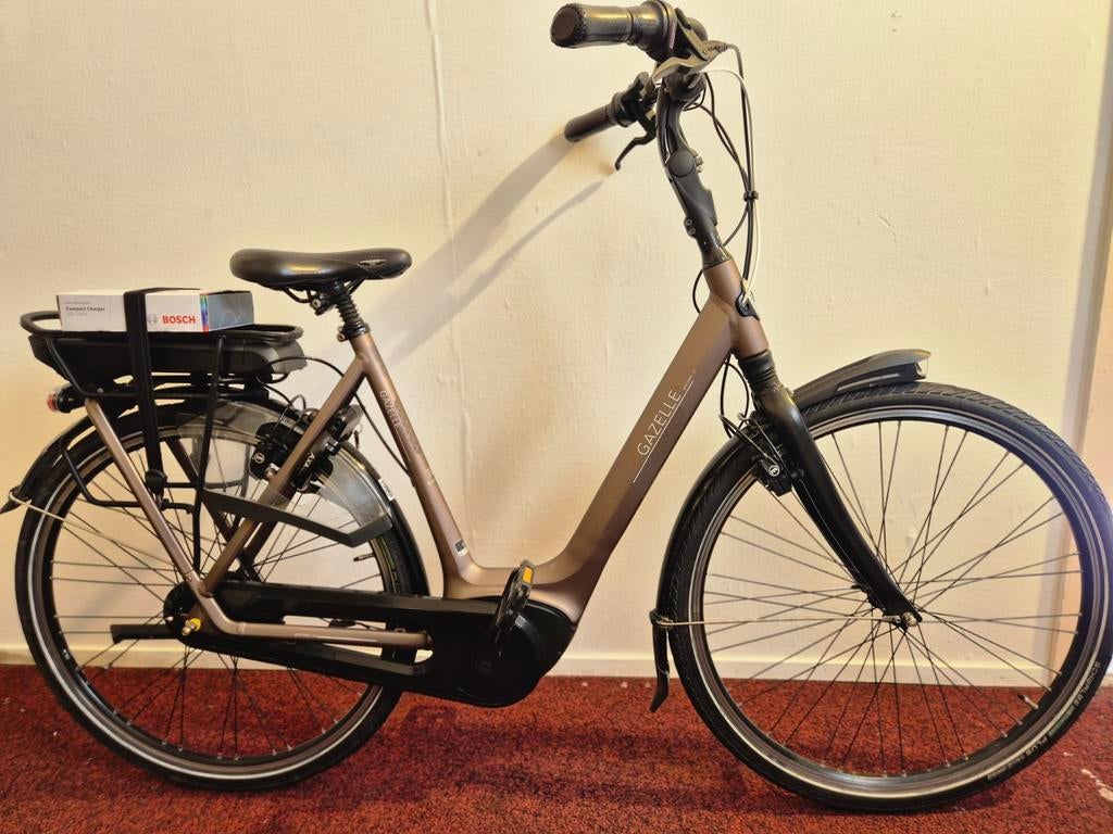 NIEUWSTAAT: Gazelle Grenoble C7+ BOSCH MIDDENMOTOR GARANTIE!, 55 tot 59 cm, Ophalen of Verzenden, Zo goed als nieuw, Gazelle
