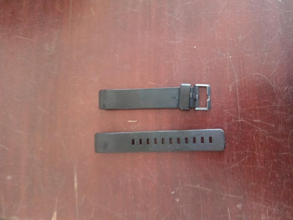 Fitbit rubberen bandje - Zwart, Sieraden, Tassen en Uiterlijk, Activity trackers, Gebruikt, Zwart, Ophalen of Verzenden, Fitbit