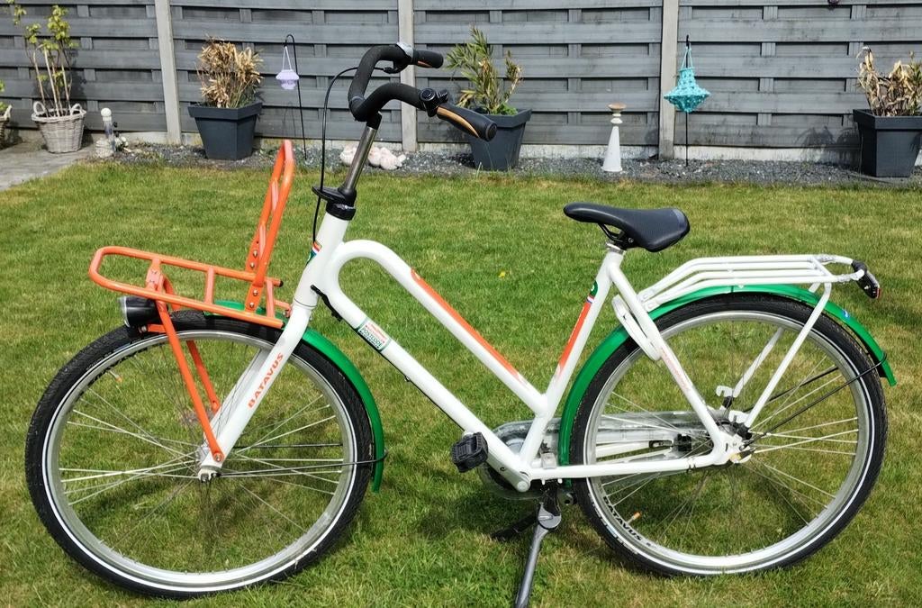 Sterke Postcodeloterij fiets - Ideaal voor bezorging, Fietsen en Brommers, Fietsen | Dames | Damesfietsen, Gebruikt, Batavus, Versnellingen
