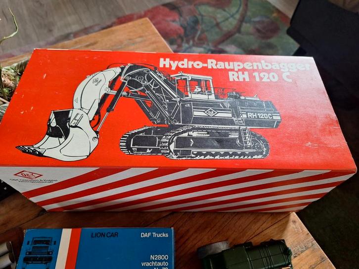 O&K Hydro-Raupenbagger RH 120 C Model, Hobby en Vrije tijd, Modelbouw | Auto's en Voertuigen, Zo goed als nieuw, Overige typen