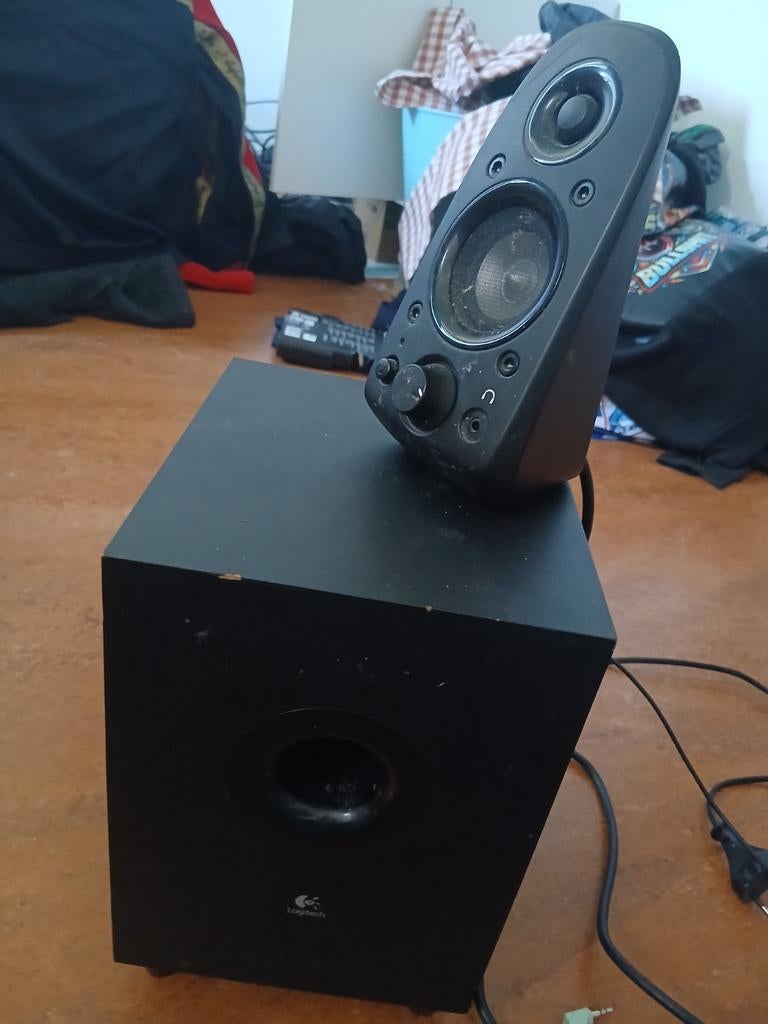 Logitech Z506 Surround Sound Speakerset, Gebruikt, 60 tot 120 watt, Complete surroundset, Ophalen