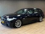 BMW 5-serie Touring 520i High Executive AUT. M-PAKKET PANO D, Auto's, Gebruikt, 4 cilinders, Zwart, 184 pk