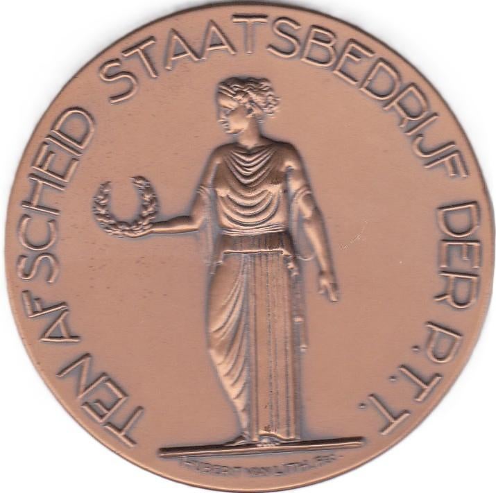 TEN AFSCHEID STAATSBEDRIJF DER P.T.T. AAN PIETER DE KANT VAN, Ophalen of Verzenden, Overige materialen