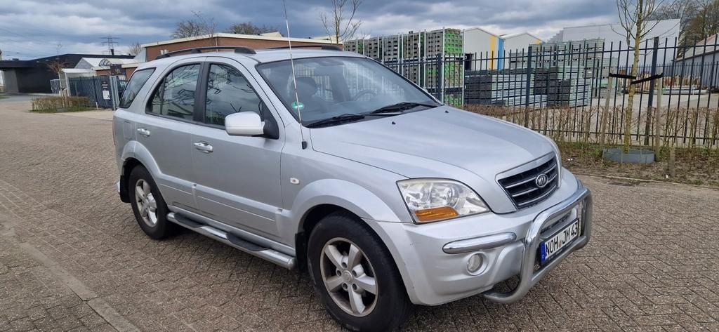 Kia sorento 2.5 Crdi 4x4 automaat 5 persoons rijd super!, Auto's, Kia, Automaat, Zwart, Navigatiesysteem, Leder