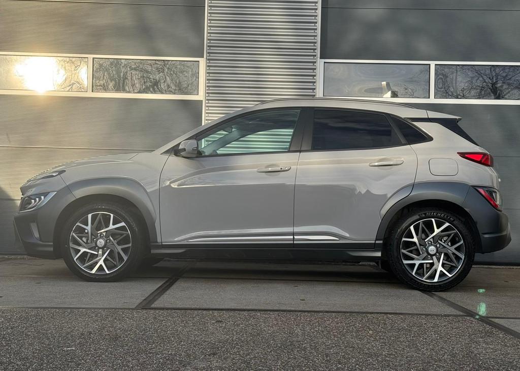 Hyundai Kona 1.6 GDI HEV Premium Sky |Head-up |Keyless |Pano, Auto's, Hyundai, 12 maanden, Gebruikt, Euro 6, Hybride Elektrisch/Benzine
