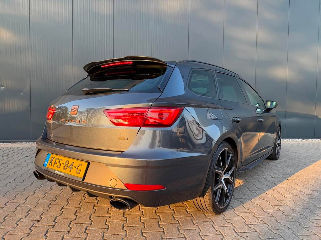 Seat Leon ST 2.0 TSI CUPRA 300 4DRIVE | Pano | Full Link | V, Auto's, Automaat, Adaptive Cruise Control, Gebruikt, 4 cilinders
